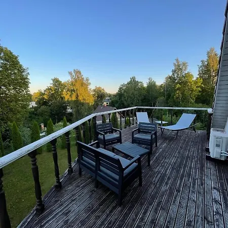 Apartment Near The With Hot Tub And Sauna *