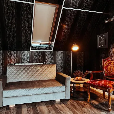 Near The With Hot Tub And Sauna * Torva